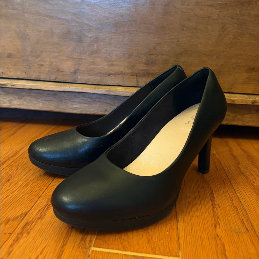 Clarks Ambyr Joy Heel 7.5